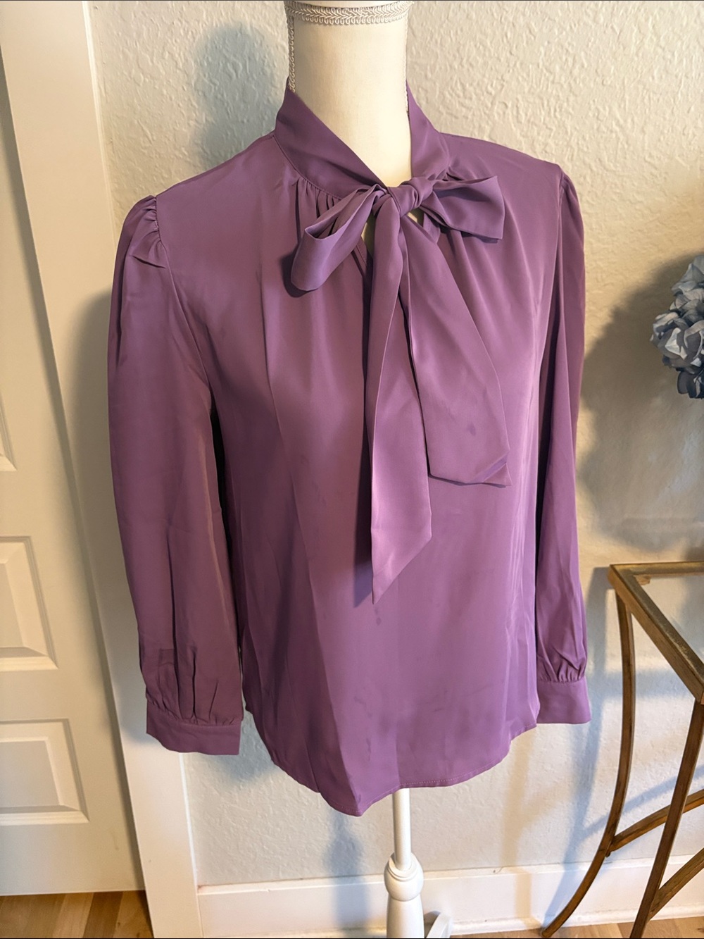Purple Lavender Tie-Neck Blouse with balloon sleeves NWOT